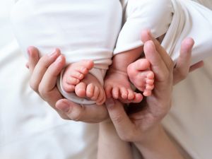newborn twins 