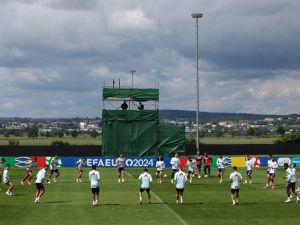 Spain's players attend the training session of Spain's national football team ahead of the UEFA Euro 2024 football Championship at the team's base camp in Donaueschingen on June 13, 2024. (Photo by LLUIS GENE / AFP)