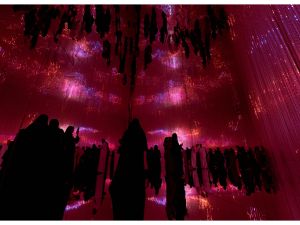 teamLab 