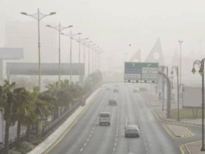 سحب رعدية ورياح شديدة!! الأرصاد السعودية تحذر