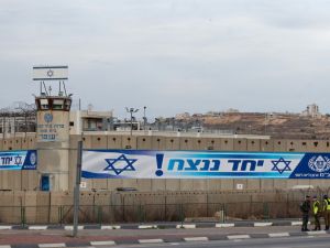 Ofer prison