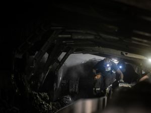 Miners work at a depth of over 1000 meters 