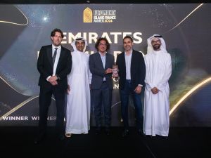 "الإمارات الإسلامي" يحصد لقب "المصرف الإسلامي الأكثر ابتكاراً في دولة الإمارات العربية المتحدة" ضمن حفل جوائز يوروموني للتمويل الإسلامي 2024