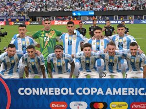 Argentina's players pose for pictures ahead of the Conmebol 2024 Copa America tournament semi-final football match between Argentina and Canada at MetLife Stadium, in East Rutherford, New Jersey on July 9, 2024. (Photo by JUAN MABROMATA / AFP)