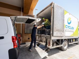 Emirates NBD donates over 5,000 electronic devices to support educational needs of underprivileged students      