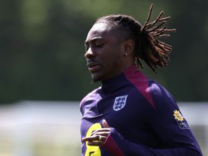 England's forward #21 Eberechi Eze attends a training session of England's national football team, ahead of the UEFA Euro 2024 European football Championship, in Blankenhain, Thuringia, on June 13, 2024. (Photo by Adrian DENNIS / AFP)