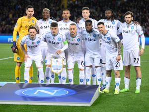 Napoli players pose for a team photo during the UEFA Champions League last 16 second leg football match between FC Barcelona and SSC Napoli at the Estadi Olimpic Lluis Companys in Barcelona on March 12, 2024. (Photo by Josep LAGO / AFP)
