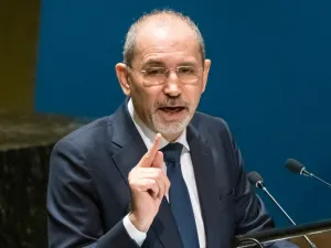 وزير الخارجية الأردني أيمن الصفدي