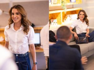 حقيبة الملكة رانيا فاخرة وطلتها الحيوية حديث الجمهور اليوم في عمان 
