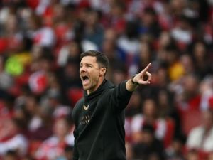 Bayer Leverkusen's Spanish head coach Xabi Alonso reacts from the sideline during the pre-season friendly football match between Arsenal and Bayer 04 Leverkusen at the Emirates Stadium in London on August 7, 2024. (Photo by Glyn KIRK / AFP)