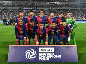 FC Barcelona poses for a team photo before the start of a 2024 FC Series pre-season friendly football match between FC Barcelona and Manchester City at Camping World Stadium in Orlando, Florida, on July 30, 2024. (Photo by CHANDAN KHANNA / AFP)