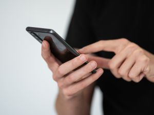 Shutterstock Swiping