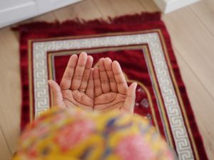 دعاء شعور بالوحدة