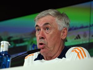أنشيلوتي يراهن على نجاح الهجوم الجديد في ريال مدريد