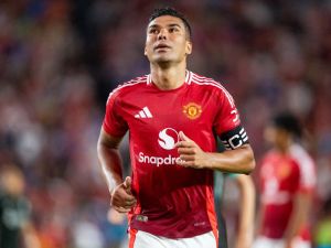 Carlos Casemiro #18 of Manchester United looks on in the second half during their pre-season friendly match against Liverpool at Williams-Brice Stadium on August 03, 2024 in Columbia, South Carolina. Jacob Kupferman/Getty Images/AFP (Photo by Jacob Kupferman / GETTY IMAGES NORTH AMERICA / Getty Images via AFP)
