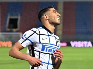 أشرف حكيمي AFP / GIOVANNI ISOLINO