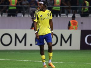 Nassr's French defender #03 Mohamed Simakan reacts after his team conceded a goal during the AFC Champions League Elite West Region football match between Iraq's Al-Shorta and Saudi Arabia's Al-Nassr at the Al-Madina Stadium in Baghdad's Sadr City on September 16, 2024. (Photo by AHMAD AL-RUBAYE / AFP)