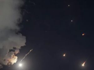 إيران