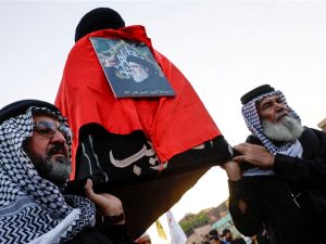 تشييع رمزى حاشد لـ حسن نصر الله فى بغداد 
