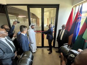 في حدث تاريخي، رئيس عملية كيمبرلي وحكومة بوتسوانا يفتتحان مقر أمانة عملية كيمبرلي في غابورون