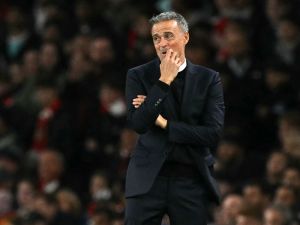 Paris Saint-Germain's Spanish coach Luis Enrique shouts instructions to the players from the touchline during the UEFA Champions League football match between Arsenal and Paris Saint-Germain (PSG) at the Emirates Stadium in north London on October 1, 2024. (Photo by Glyn KIRK / AFP)