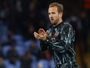 Bayern Munich's English forward #09 Harry Kane reacts ahead of the UEFA Champions League league stage football match between Aston Villa and Bayern Munich at Villa Park in Birmingham, central England on October 2, 2024. (Photo by Darren Staples / AFP)