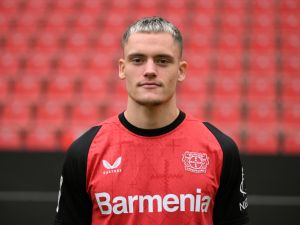 Bayer Leverkusen's German midfielder #10 Florian Wirtz poses during the official team presentation at the BayArena in Leverkusen, western Germany on September 25, 2024. (Photo by Ina FASSBENDER / AFP)