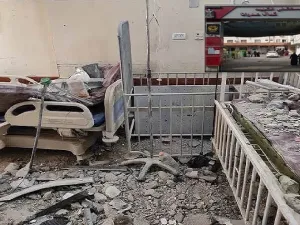 قصف مستشفى كمال عدوان