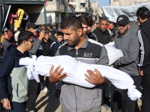 Israeli forces demolish homes in Gaza’s Jabalia, killing over 100