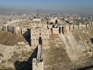 Russian airstrikes help Syrian opposition gain ground in Aleppo