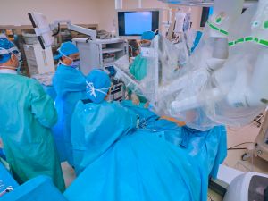 Cleveland Clinic Abu Dhabi performs UAE’s first robotic mastectomy; in an effort to reduce the burden of breast cancer on patients