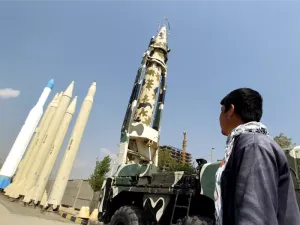 الحوثي- صاروخ بالستي