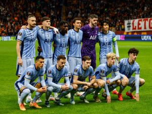 Tottenham players pose before the UEFA Europa League, League phase - Matchday 4, football match between Galatasaray and Tottenham at the Ali Sami Yen Spor Kompleksi in Istanbul on November 7, 2024. (Photo by KEMAL ASLAN / AFP)