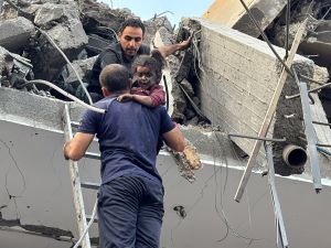 53,552 شهيدا ومفقودا، منهم 17,385 طفلا في غزة