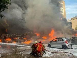  حريق ضخم في العاصمة اللبنانية