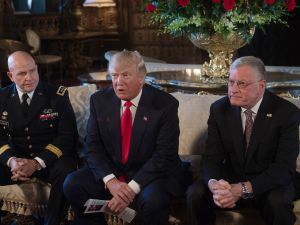  Keith Kellogg and Donald Trump 