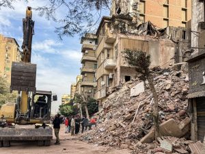 Cairo: Residential building collapse leaves multiple dead