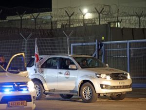 Israel to release 735 Palestinian prisoners in first phase of swap deal