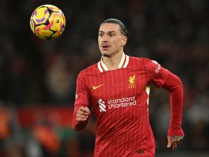 Nunez Faces Tempting £400K-Per-Week Offer from Al-Hilal