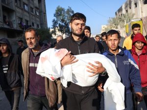 Gaza Health Ministry: Israeli attacks kill 23 in 24 hours amid ceasefire