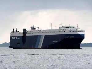 Houthis Release Crew of Detained Israeli Ship "Galaxy Leader" Following Ceasefire in Gaza
