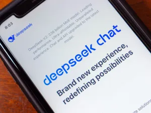 DeepSeek officially surpasses ChatGPT in US App store downloads