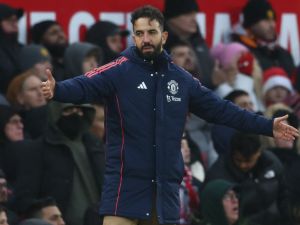 Amorim Admits: "I Don’t Know How to Fix Manchester United’s Problems!"
