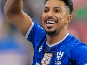 نجم نادي الهلال السعودي سالم الدوسري