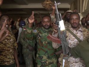 Sudanese army tightens grip on Khartoum after recapturing presidential palace