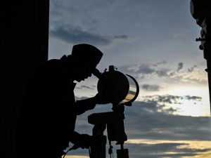 Debate intensifies in Egypt over Eid al-Fitr date amid conflicting astronomical and religious sighting claims