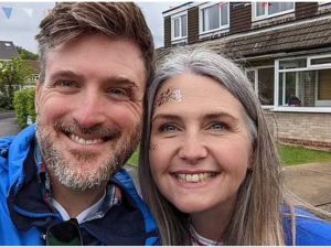 Pete Hynes and his wife. (Facebook) bacterial infection