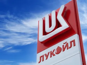 Russian Lukoil oil company hit by cyberattack despite truce with Ukraine