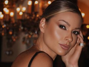 أجمل إطلالات باميلا الكيك‎ بطلة "مسلسل آسر"