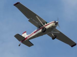 Four killed in a plane crash in the U.S. state of Illinois